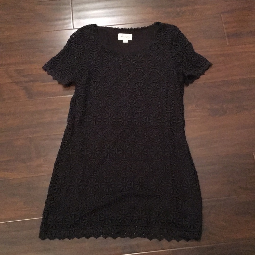 Black lace dress